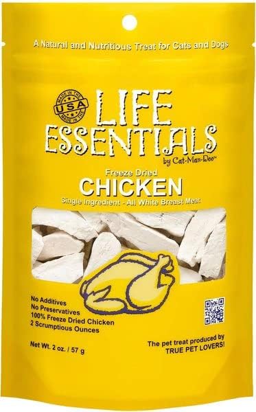 Life Essentials by Cat-Man-Doo Freeze Dried Chicken Dog & Cat Treats, Healthy Single Ingredient Training Treats for Dogs, Puppies & Cats, Made with Real Chicken – 2 oz
