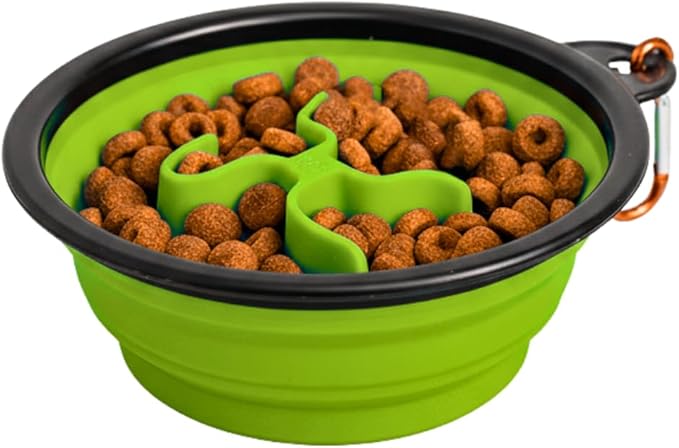 Collapsible Cat Bowl, Maze Design Pet Puzzle Feeder, 650ml Dog Slow Feeding Bowls, Dog Slow Feeder Bowl with Carabiner Portable BPA-Free Silicone Pet Bowls for Hiking,Travel, Camping - ColorGreen