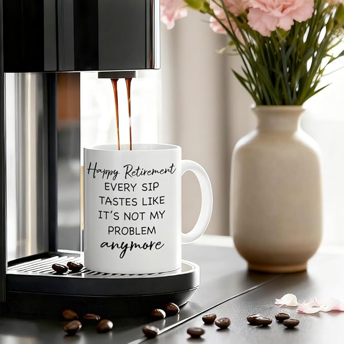 Happy Retirement Ceramic Coffee Mug for Women, Funny Retired 11oz Coffee Cup, Retirement Gifts for Woman Men, Retired Gifts for Boss Coworker Friends, Boss Grandpa Present