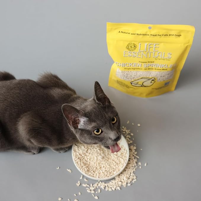 Life Essentials Chicken Littles Freeze Dried Chicken Cat & Small Dog Treats, Healthy Single Ingredient Training Treats & Cat Snacks, Perfect Bite Size, Made with Real Chicken – 5 oz (6 Pack)