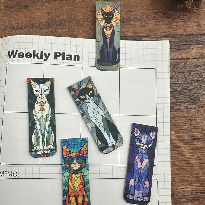 Cat Lover Gifts For Women, Cat Mom Gifts, Cat's Themed Box For Crazy Cats Lady, Mothers Day Gift For daughter, Christmas Birthday Gift For Cats Lovers Bestfriend Coworke Daughter with 16 oz Glass Cup