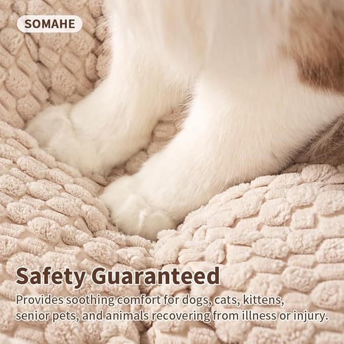 SOMAHE Plush Cat Kneading Bed Mat, Premium Plush Fabric Bed with Non-Slip Bottom, 3cm Thick All-Season Cushion for Cats Who Knead, Machine Washable Anti-Static Pet Bed, 23x15 Inch, Milk
