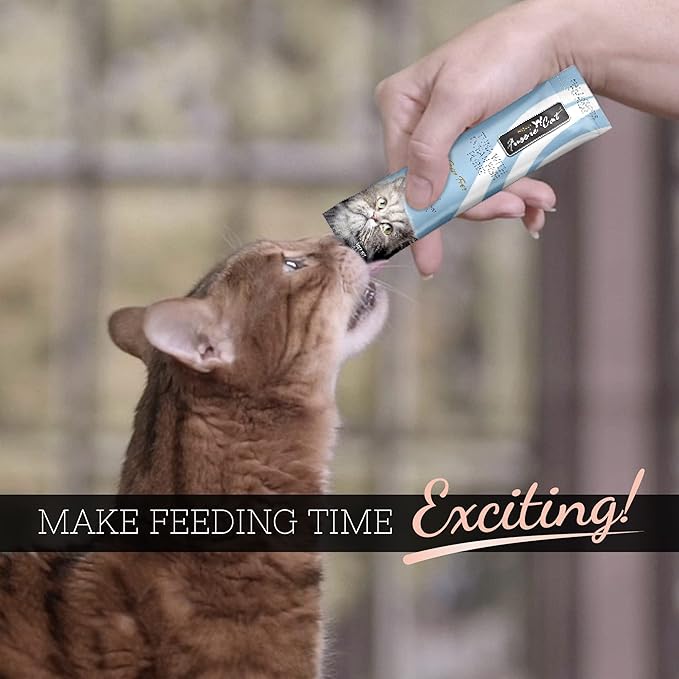 Fussie Cat Tuna with Ocean Fish Puree, lickable cat Treats, 0.5oz Pouch Pack of 4
