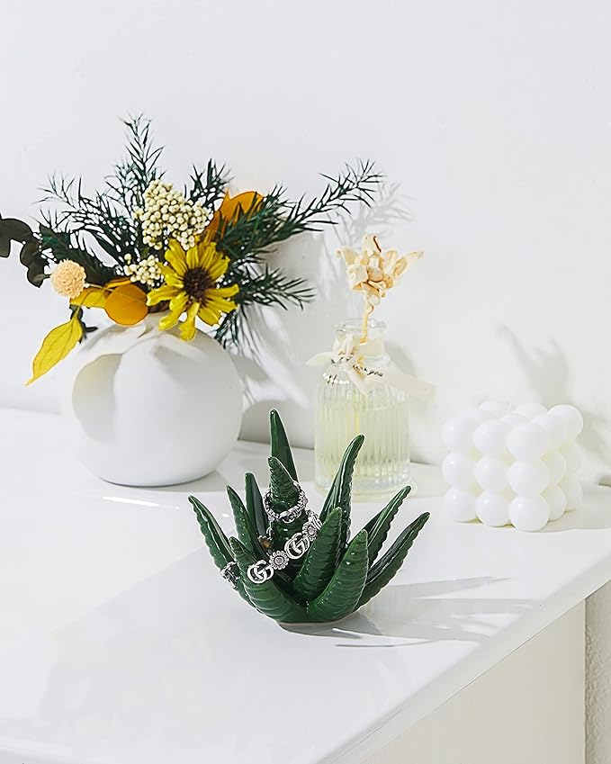PUDDING CABIN Succulent Ring Holder, Ring Stand, Ring Display & Organizer, Cactus Aesthetic Preppy Room Decor, Birthday Gift for Women Friends, Christmas Green Room Decor