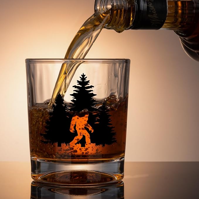 Bigfoot Whiskey Glass - Funny Bigfoot Gifts for Men, Funny Christmas Bourbon Gifts for Men Adults, White Elephant Gag Gift for Man, Big Foot Whiskey Glasses for Man, Christmas Alcohol Gift Ideas