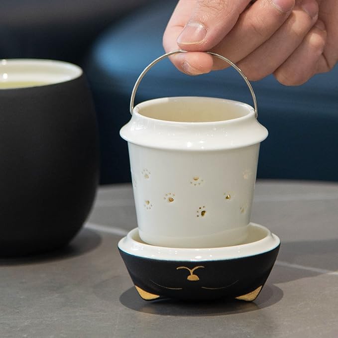 HEER Cat Tea Cup with Infuser and Lid - 13.5oz Ceramic Tea Mug - Cat Lover Gift for Friends Family. (Black)