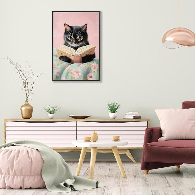 Vintage Cute Cat Canvas Wall Art Funny Cat Covered With Quilt Reading A Book Poster Trendy Cat Lovers Animal Aesthetic Prints Painting For Girls Room Bedroom Dorm Wall Decor 16x24in Framed