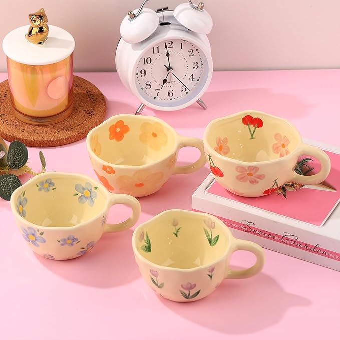 VanEnjoy Ceramic Cup, Cute Coffee Mug, Strawberry Mug, Aesthetic Coffee Mug, Retro Flower Mug, Ceramic Tea, 10oz/300ml for Tea Coffee, Milk and Oatmeal