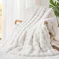 Touchat Luxury 1000GSM Rabbit Faux Fur Twin Blanket, Super Heavy Warm Cozy Beige Cream Blankets for Couch Bed Sofa, Ruched Plush Fuzzy Elegant Soft Reversible Mink Blanket for Living Room Bedroom