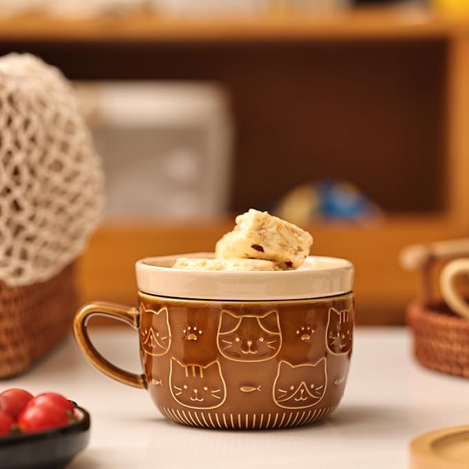 Cute Ceramic Cat Coffee Mug with Lid,Kawaii Coffee Mugs or Tea Cups for Cat Lovers,Funny Novelty Breakfast Mugs for Women Wife Mum Girls Boys Friends Kids Christmas Birthday Gift,300ML（Brown）