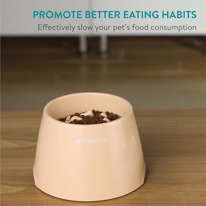 Navaris Elevated Dog Slow Feeder Bowl - Suitable for Wet & Dry Food - Dog & Cat Bowl to Slow Down Feeding - Large Puppy Bowls - Anti-Slip, Easy to Clean - Peach