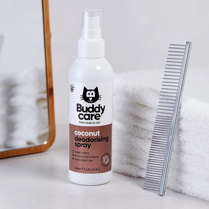 Cat Deodorising Spray - Deodorising Spray for Cats - with Aloe Vera and Pro Vitamin B5 (Coconut, 200ml)