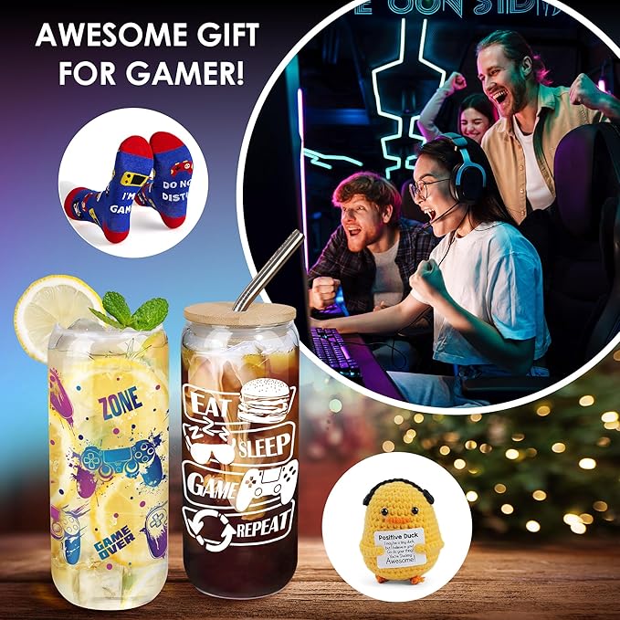 Joeyan Glass Cup with Lid and Straw - 20oz Iced Coffee Cup with Gaming Socks, Gamer Gifts for Men, Video Game Themed Glass Tumbler for Smoothie Boba Tea, Funny Gaming Gifts for Boyfriend Son Gamers