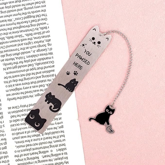 Black Cat Bookmark, Zinc Alloy Aesthetics Silver Metal Bookmark for Reading Lovers Funny Gift Cute Reading Accessories for Men Women Book Enthusiasts (Three Black Cats)