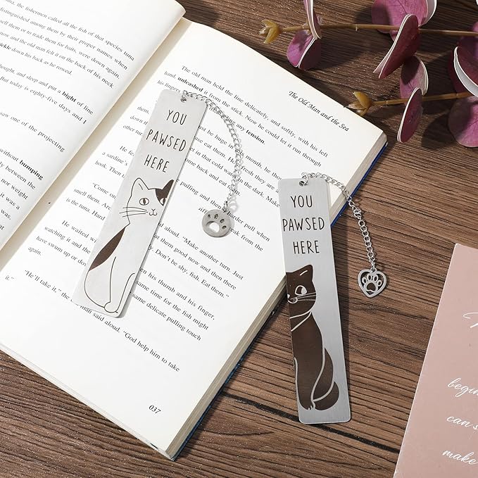 2PCS Cute Cat Book Marks Cats Themed Gifts Book Marks Metal Cat Bookmarks Funny Aesthetics Animal Bookmarks Reading Accessories for Books Lover Women Stocking Stuffers Books Club