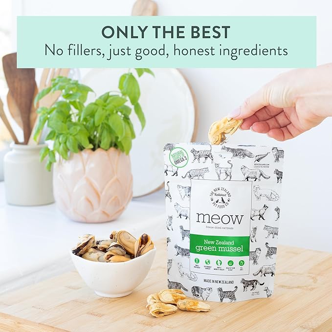 The New Zealand Natural Pet Food Co. Meow Freeze Dried Cat Treats - New Zealand Green Mussel, High Protein, Healthy Cat Snacks and Toppers, All Natural for All Life Stages, 1.76 oz