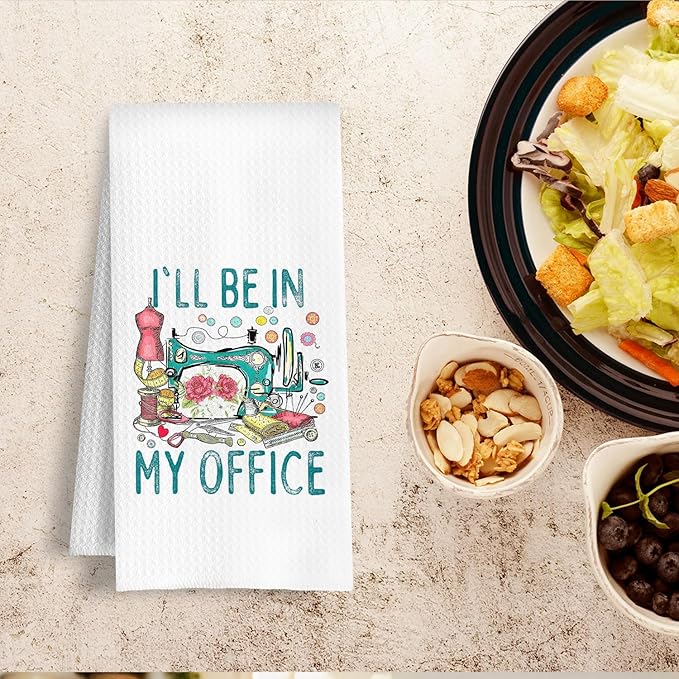 Retro Quilter Kitchen Towels, Quilting Gifts for Quilters Dish Tea Towels, Sewing Lover Gifts for Women, I'll Be in My Office Decorative Hand Towel for Bathroom Kitchen, 16x24 Inch